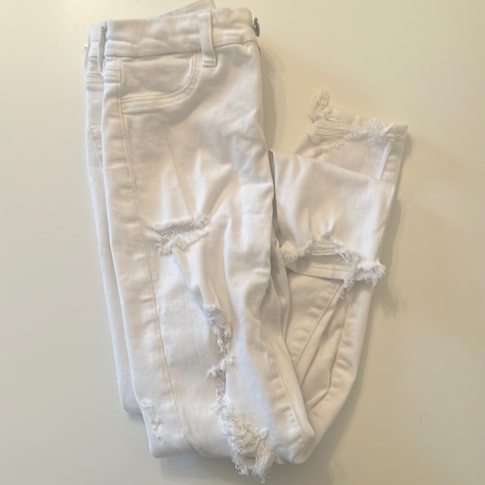 white curvy high rise jeggings from american eagle